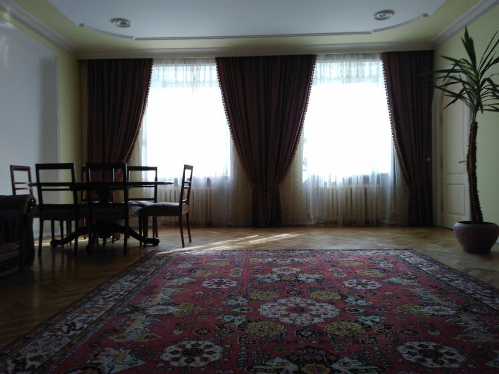 Apartment Na Rynok Square Львів Екстер'єр фото